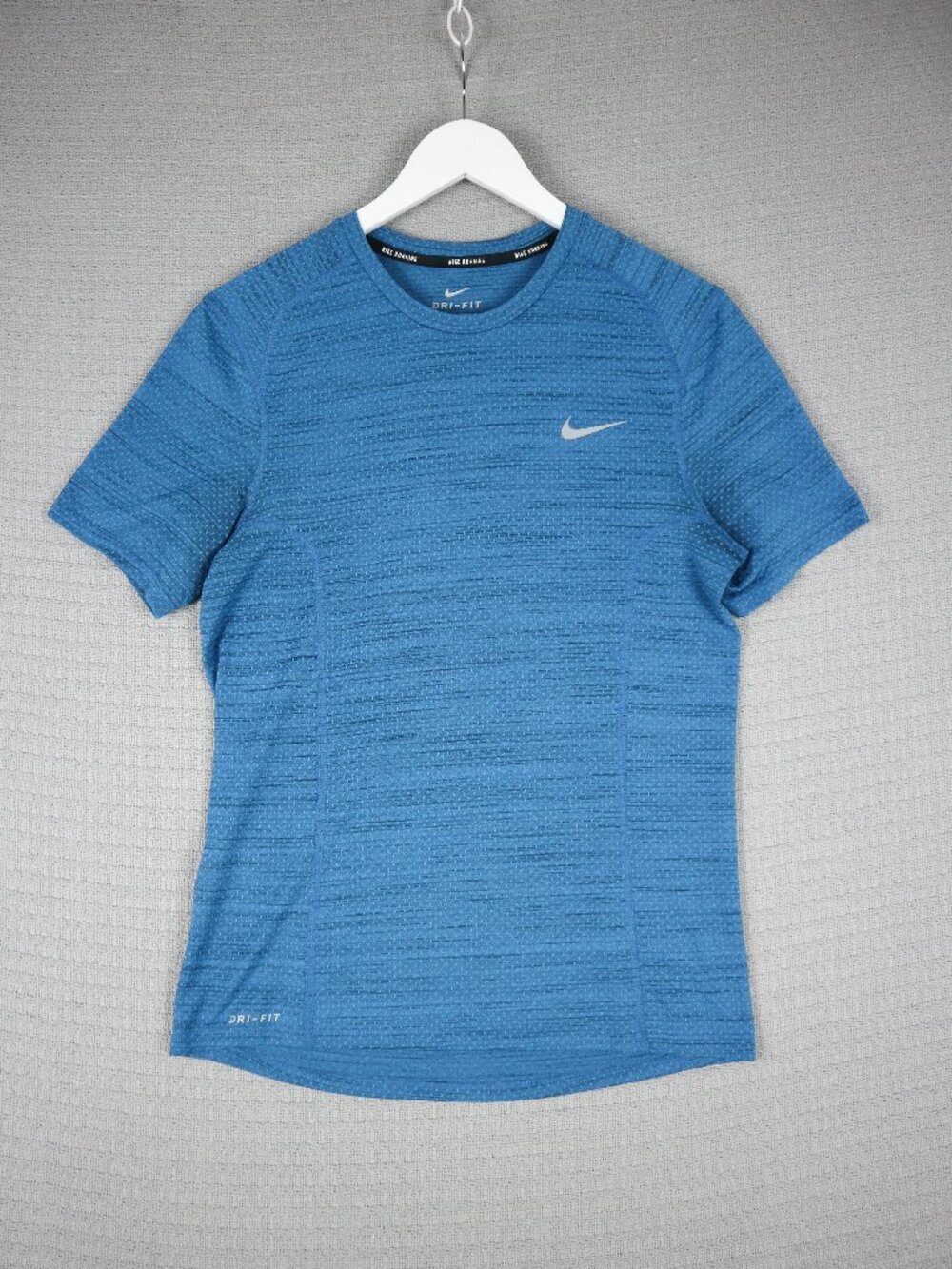 Nike Running Dri-Fit Textured Tee Blue Mens Small Reflective S